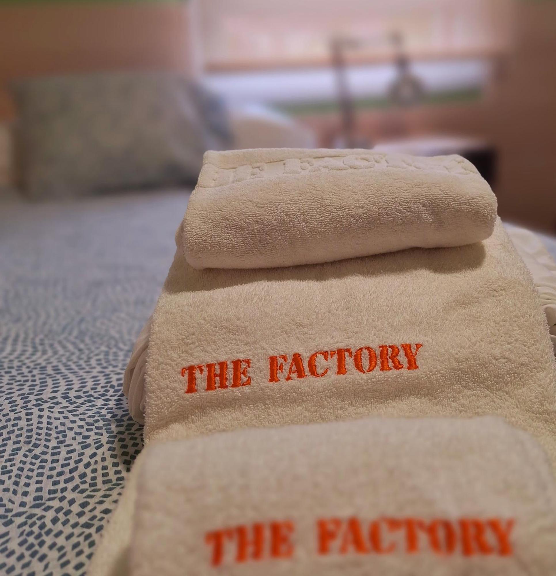 The Factory Residence Hall Σεγκόβια Εξωτερικό φωτογραφία