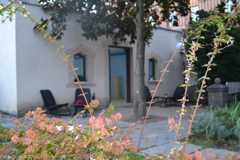 The Factory Residence Hall Σεγκόβια Εξωτερικό φωτογραφία